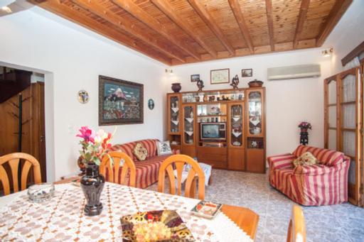Willa Fernanda'S Traditional 2 Floor House Poros  Zewnętrze zdjęcie